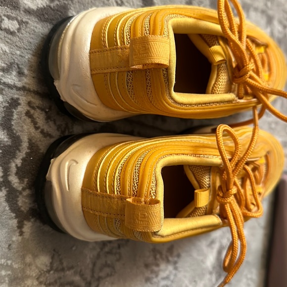 Nike Shoes - Women’s Nike air max 97 size 9 Brand new never worn * NO BOX *